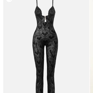 Poster girl play suit